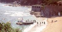 Strand mit Tauchboot