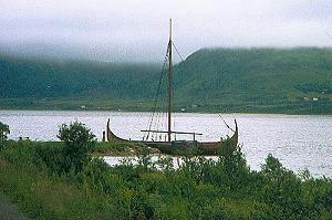 42 Drachenschiff / Lofoten - Norwegen