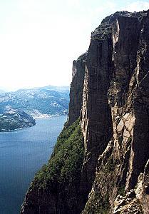 348 Preikestolen - Norwegen